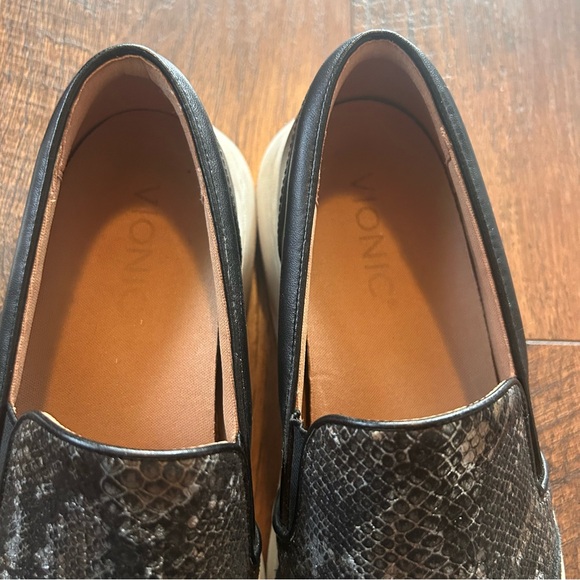 Vionic Dinora Boa Black & Snake Print Leather Platform Slip-on Sneaker US 7 - Picture 3 of 9
